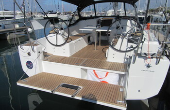 Barca usata in vendita Sun Odyssey 380