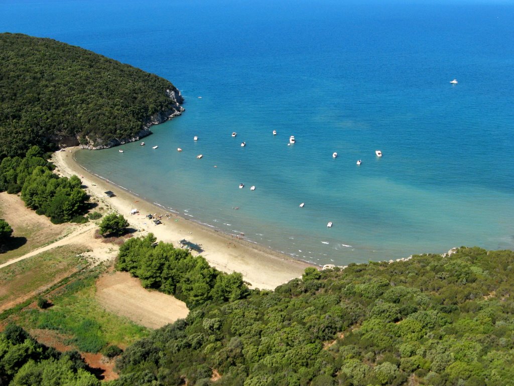 Cala di Forno Strand in der Toskana - Segeboot mieten