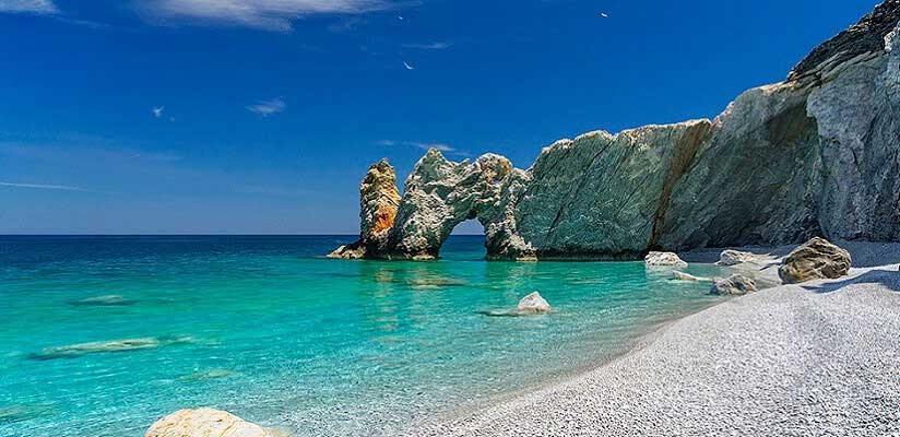 Isola di Skiathos - Crociera in Grecia - La Bottega del Mare